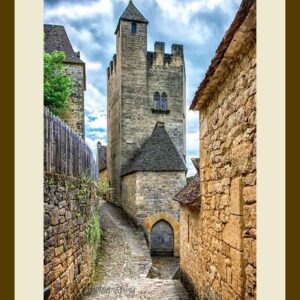 101-B31 Stone Path to Château de Beynac cream mat