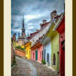 105-B06 Colourful Houses – Old Town Sighisoara cream mat